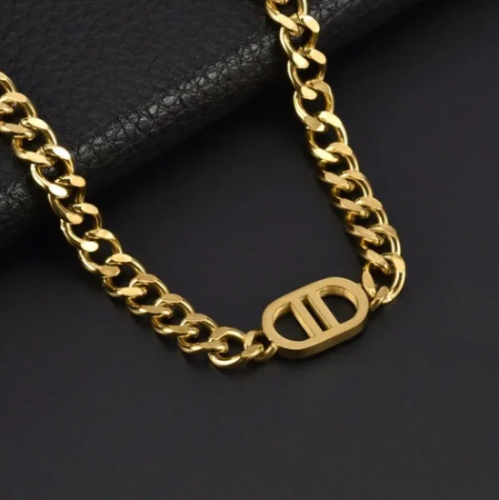 18K Gold Plated Signature Link Chain Necklace Chunky Curb Jewelry